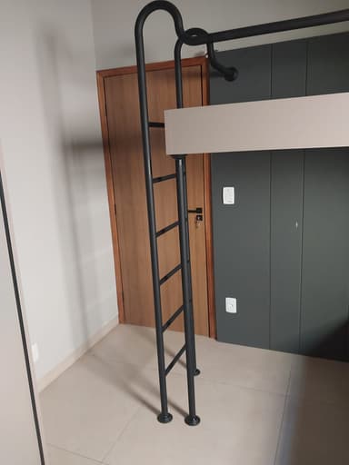Escada interna moderna